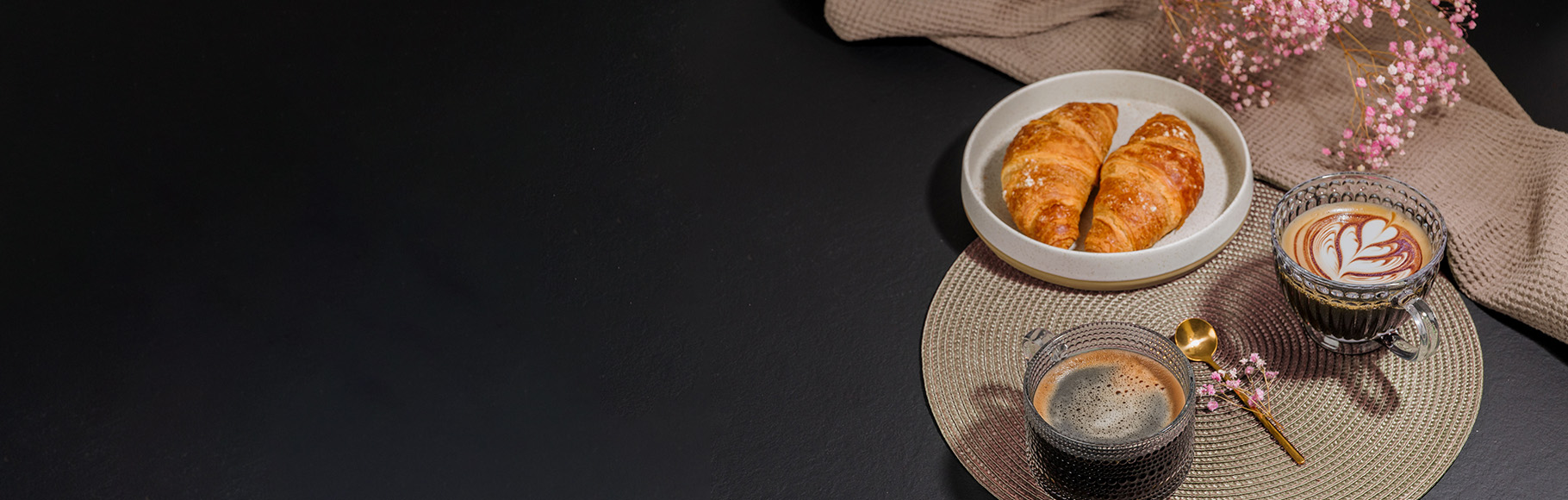 Tableware, dishware and drinkware